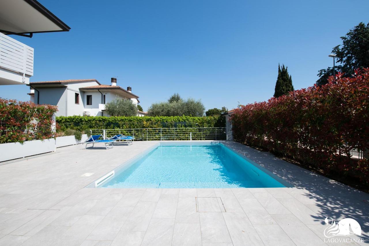 Villa Liliana - App. 06 Sirmione Bagian luar foto